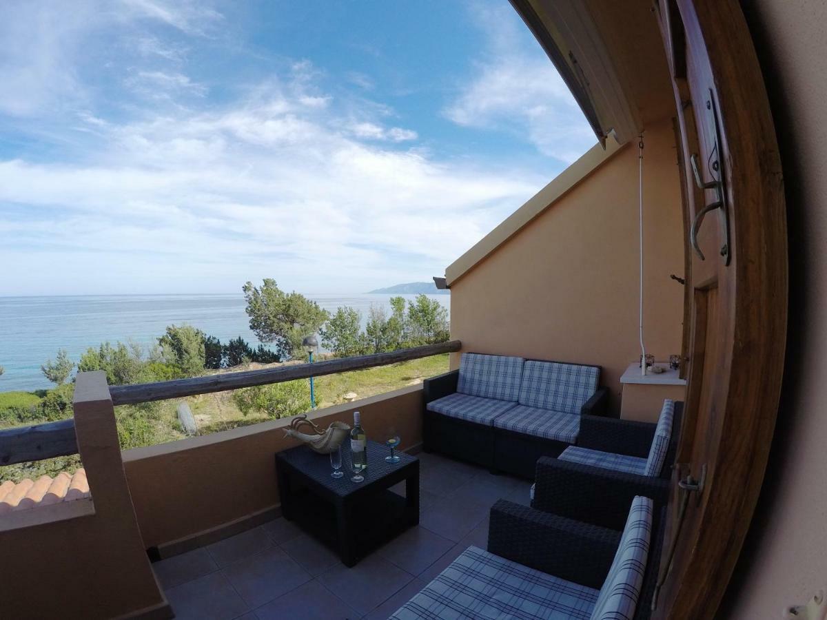 Casa Luisa Lägenhet Cala Gonone Exteriör bild